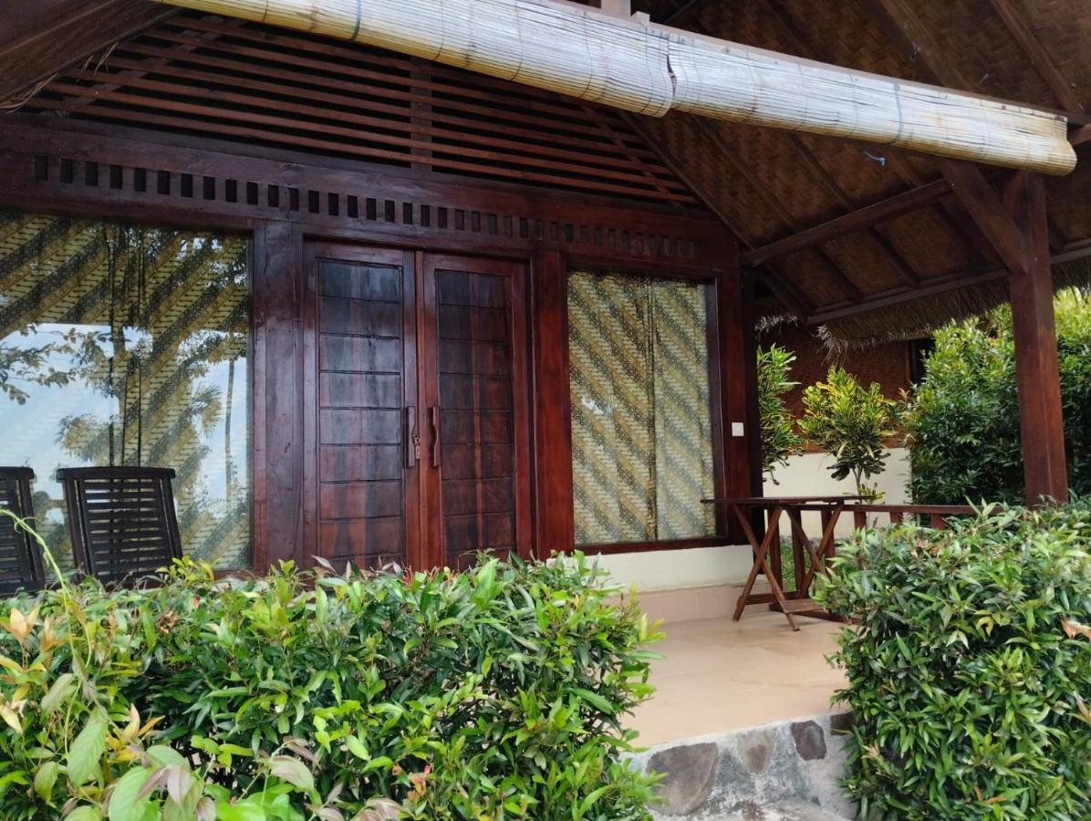 ホテル Rinjani Mountain Garden Bayan エクステリア 写真