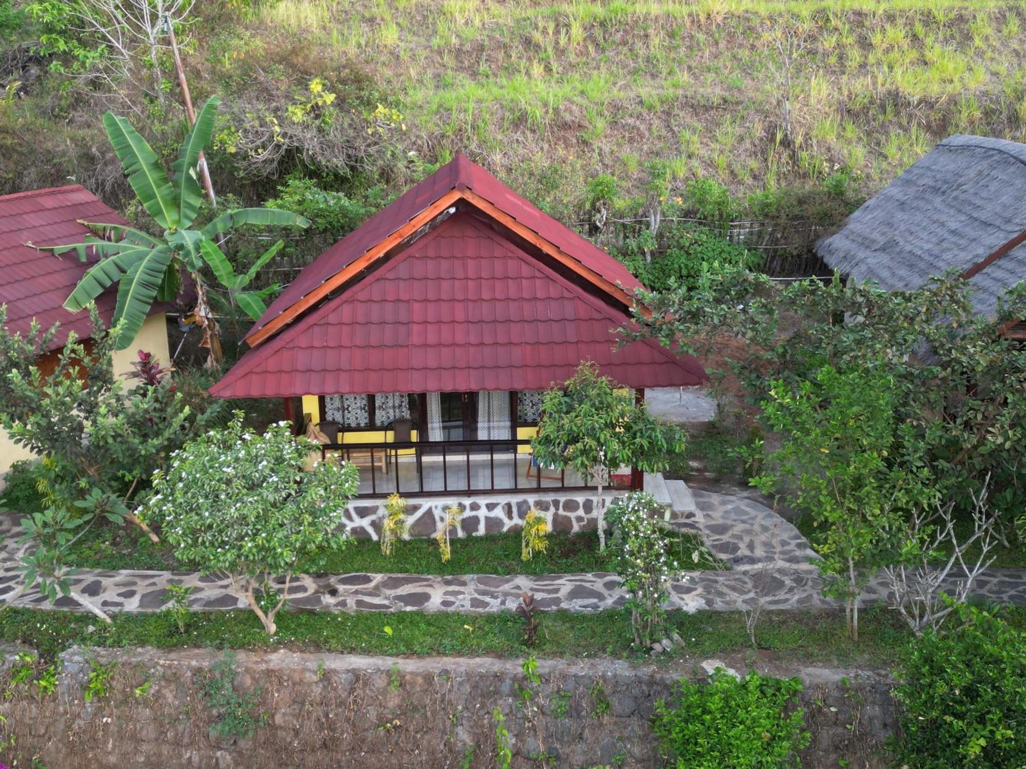 ホテル Rinjani Mountain Garden Bayan エクステリア 写真