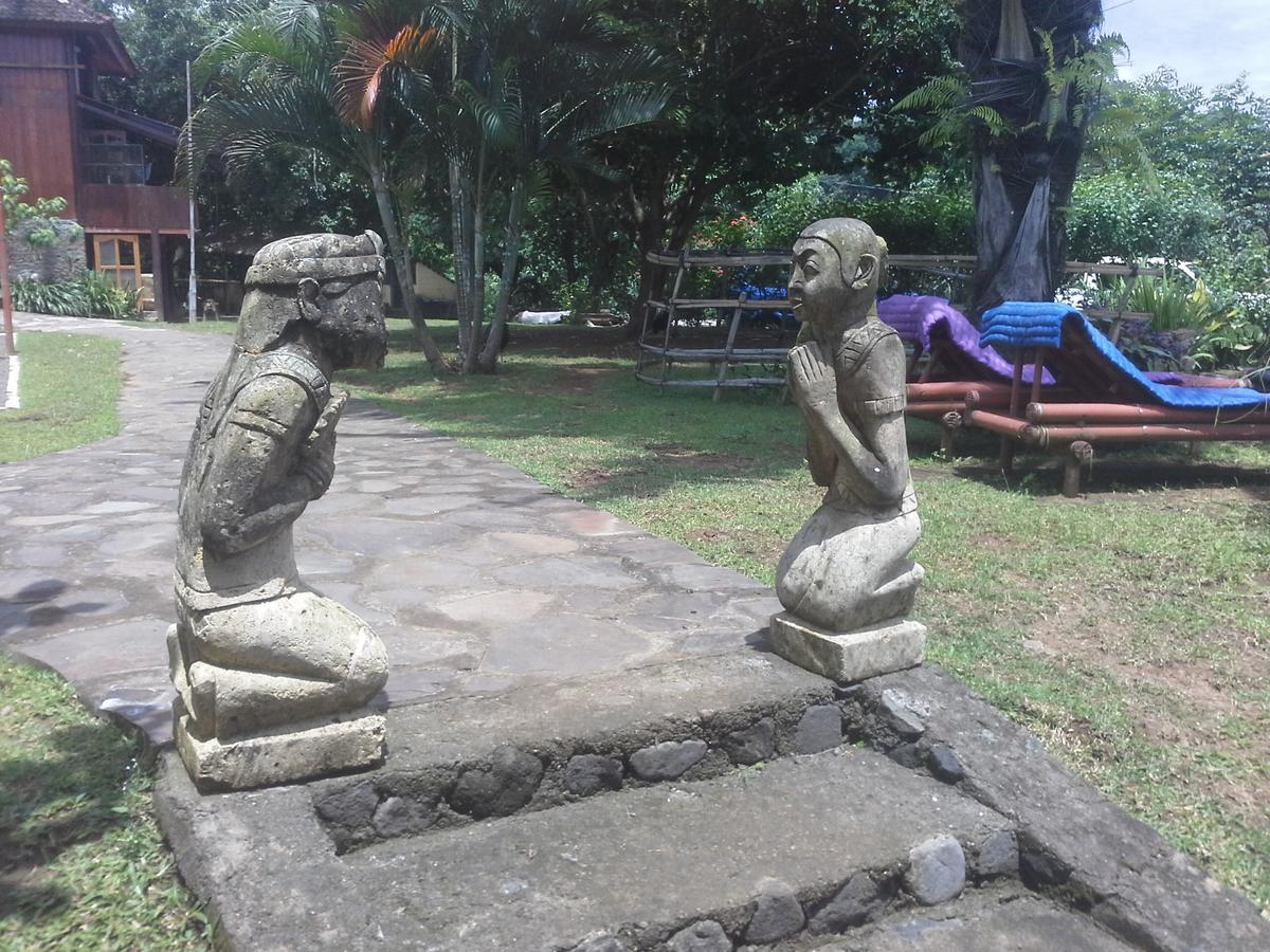 ホテル Rinjani Mountain Garden Bayan エクステリア 写真