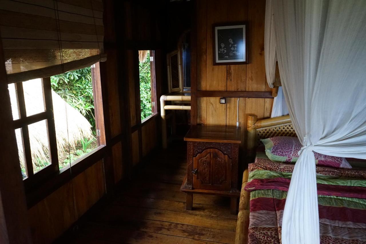 ホテル Rinjani Mountain Garden Bayan エクステリア 写真